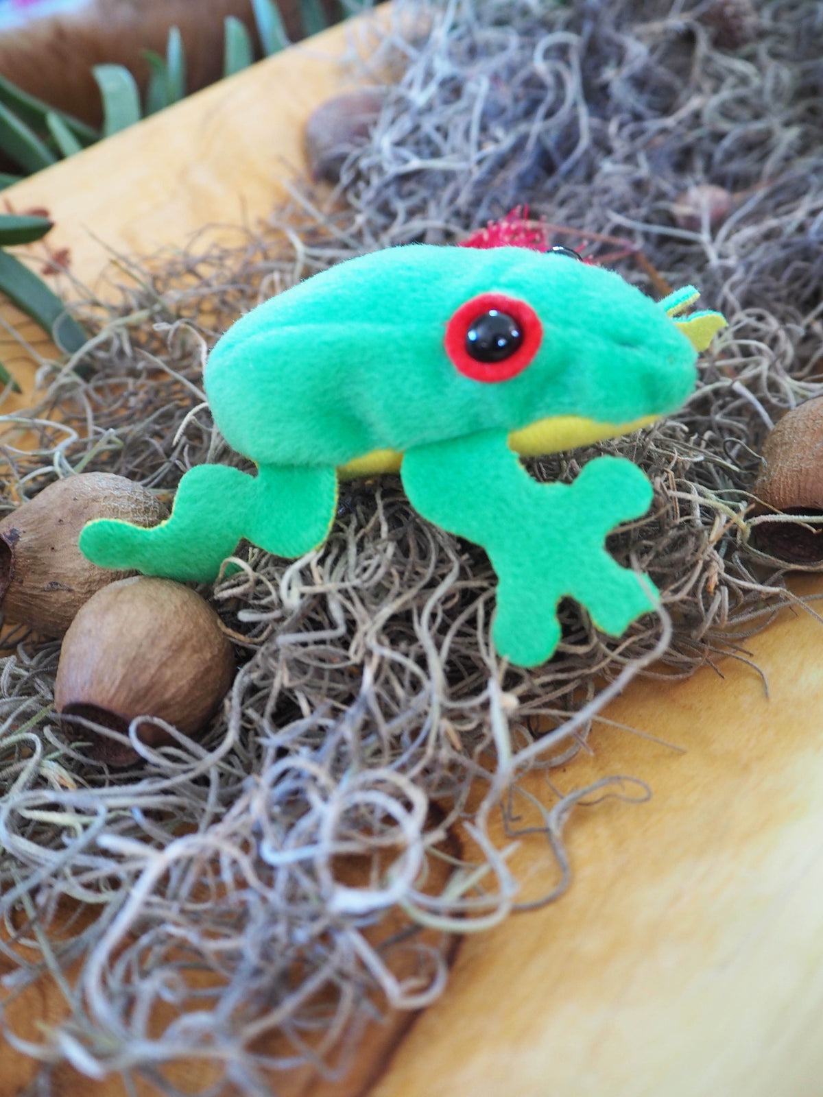 Australian Green Frog Finger Puppet