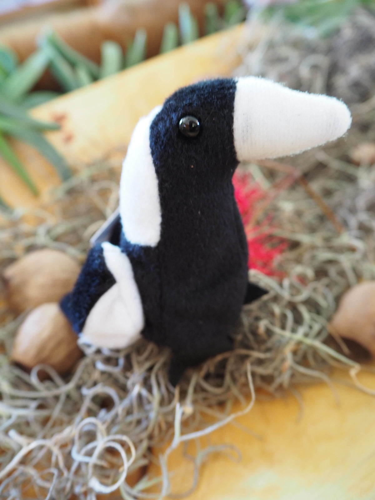 Australian Magpie Finger Puppet