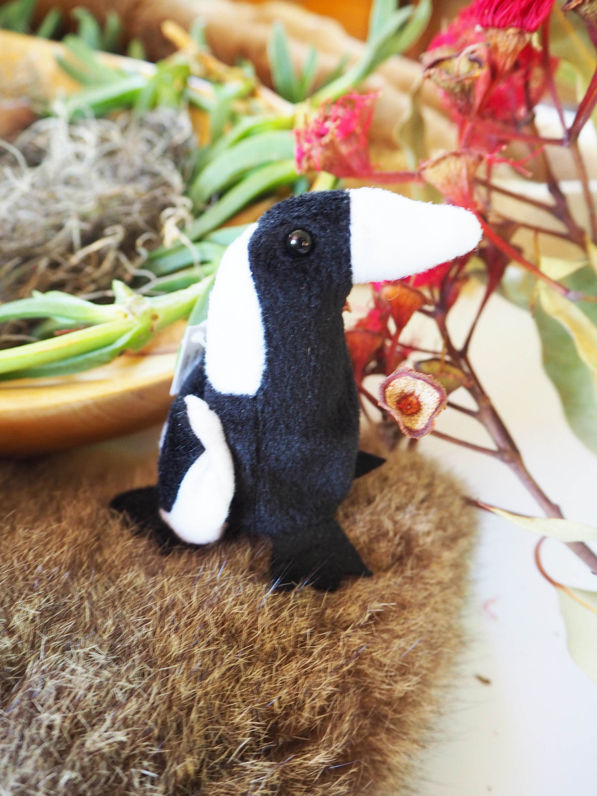 Australian Magpie Finger Puppet